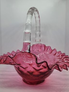 Vntg Fenton Cranberry Ruffle Edge